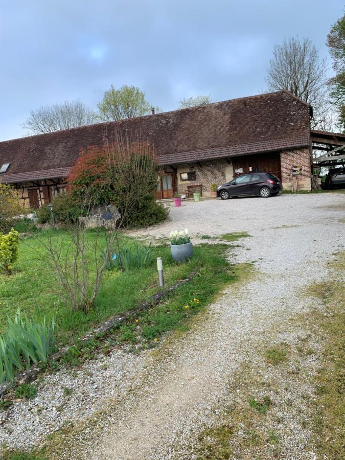 La Ferme D'Aristide Bed & Breakfast Saillenard Bagian luar foto