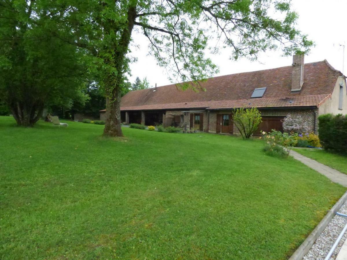La Ferme D'Aristide Bed & Breakfast Saillenard Bagian luar foto